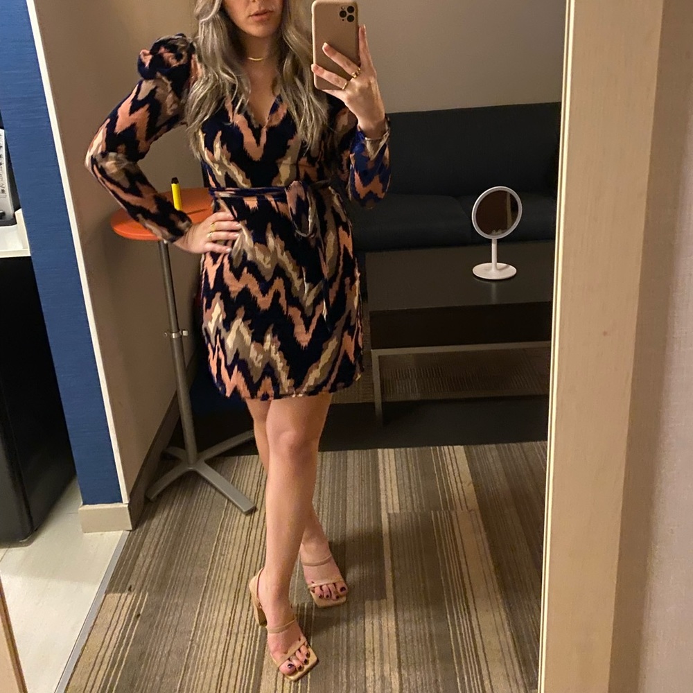 Long sleeve velvet detail cocktail dress